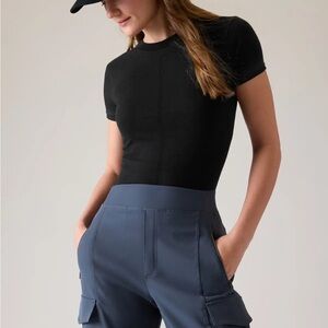 Athleta Ascent Seamless Tee XXS | Black